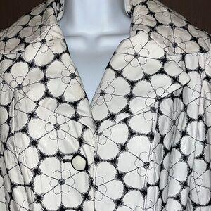 Exquisite Embroidered Coat Jacket By S & D